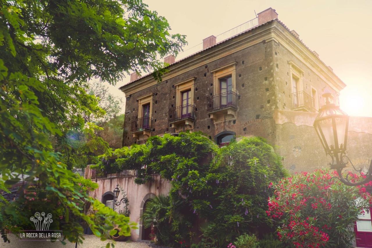 La Rocca Della Rosa Villa Zafferana Etnea Bagian luar foto